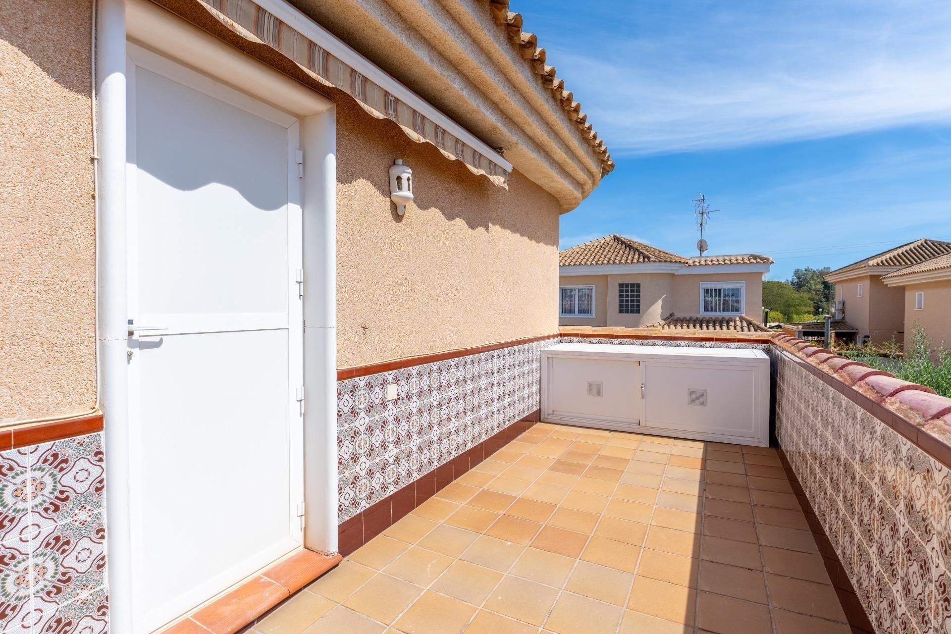Resale - Villa - Torrevieja - Los Balcones - Los Altos del Edén