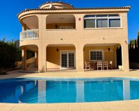 Resale - Villa - Torrevieja - Los Balcones