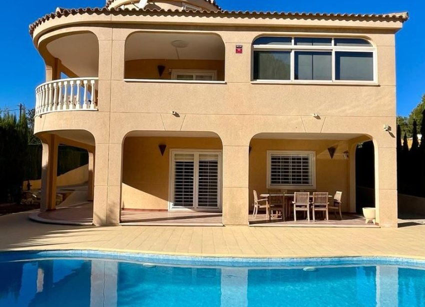 Resale - Villa - Torrevieja - Los Balcones