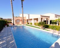 Resale - Villa - Torrevieja - Los Balcones