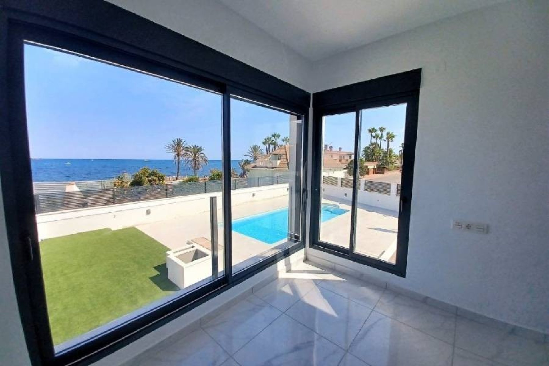 Resale - Villa - Torrevieja - Los Balcones