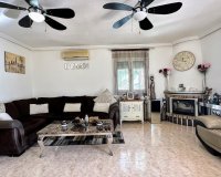 Resale - Villa - Torrevieja - Los Balcones