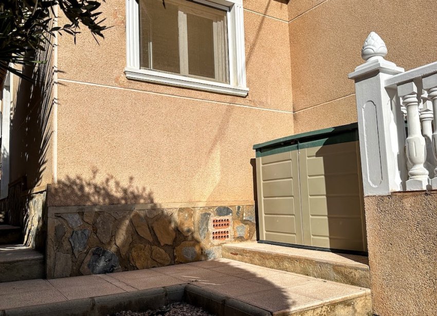 Resale - Villa - Torrevieja - Los Balcones