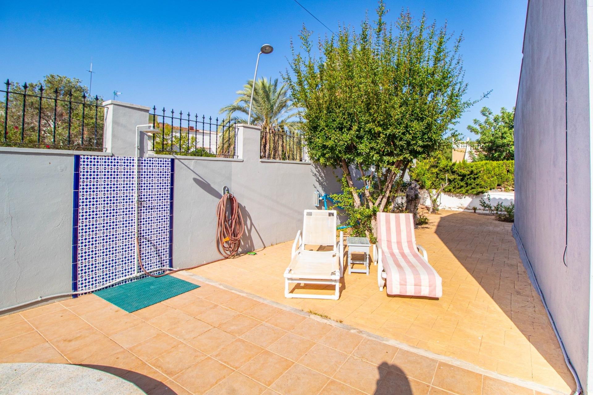 Resale - Villa - Torrevieja - Los balcones