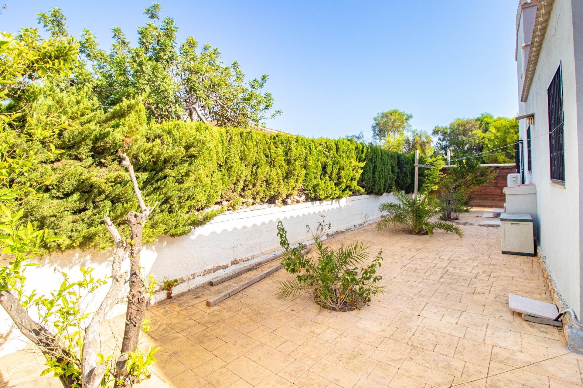 Resale - Villa - Torrevieja - Los balcones