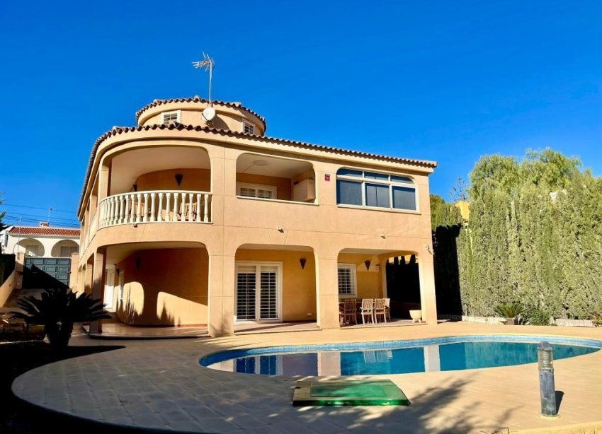 Resale - Villa - Torrevieja - Los Balcones