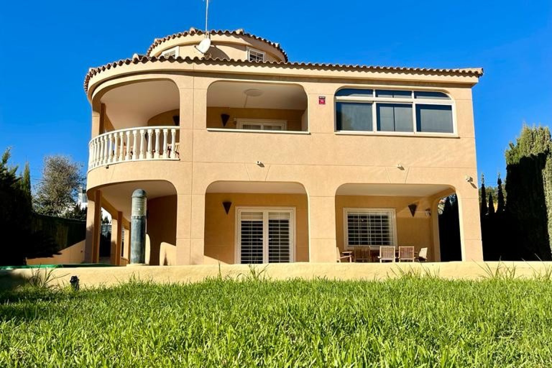 Resale - Villa - Torrevieja - Los Balcones