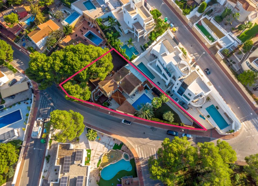 Resale - Villa - Torrevieja - Los balcones