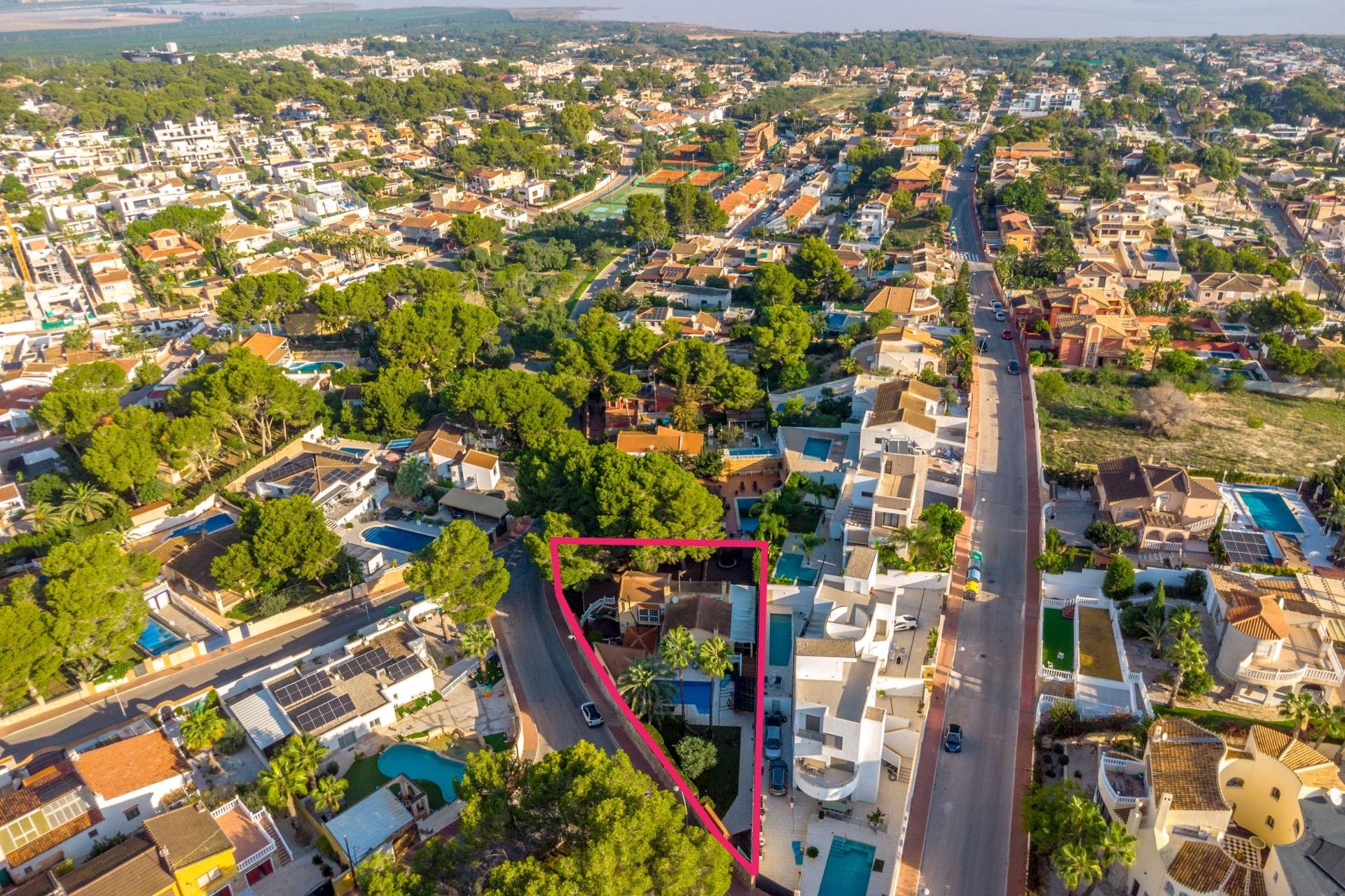 Resale - Villa - Torrevieja - Los balcones