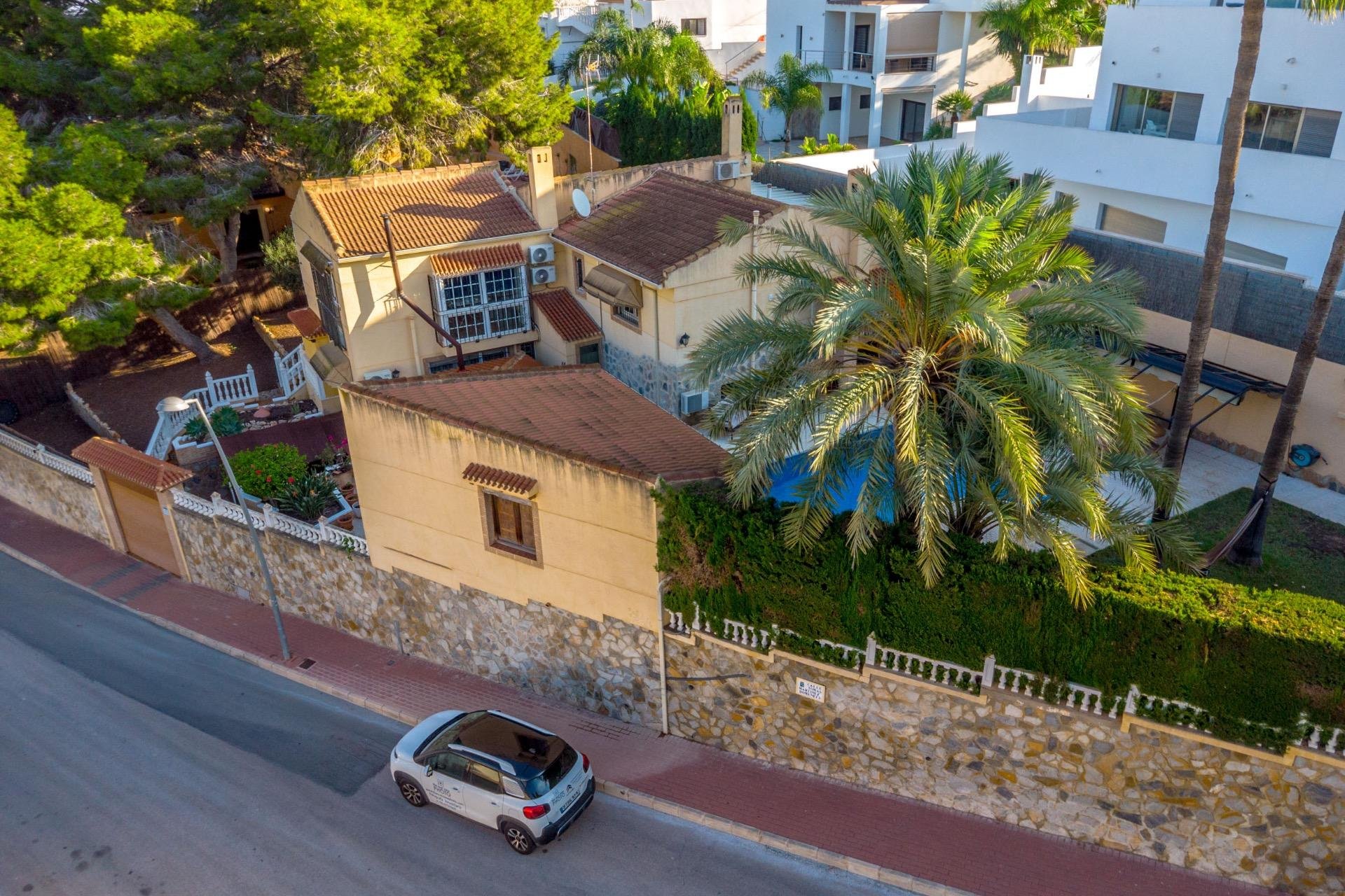Resale - Villa - Torrevieja - Los balcones