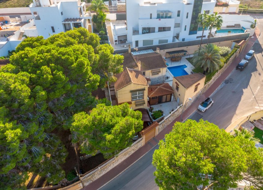 Resale - Villa - Torrevieja - Los balcones