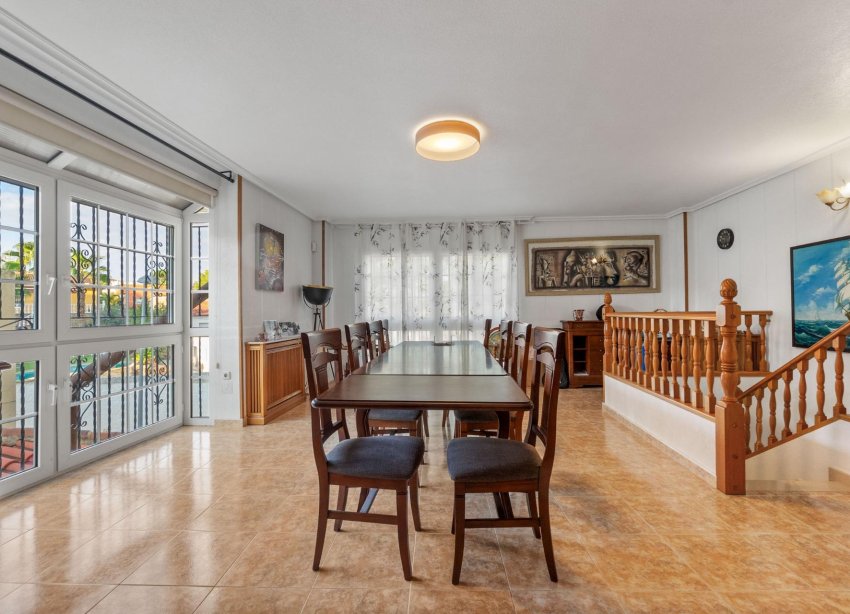 Resale - Villa - Torrevieja - Los balcones