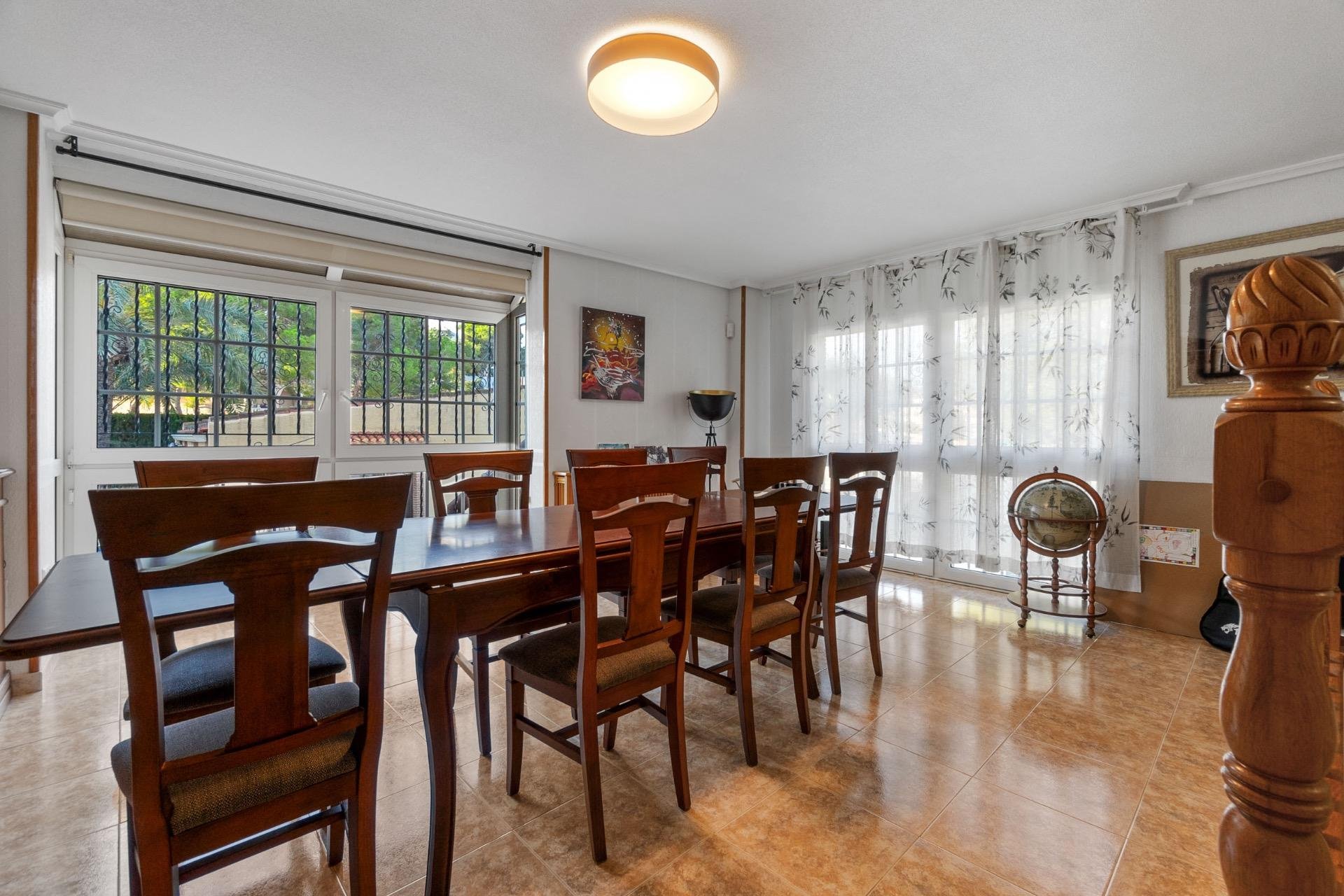 Resale - Villa - Torrevieja - Los balcones