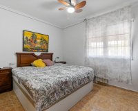 Resale - Villa - Torrevieja - Los balcones