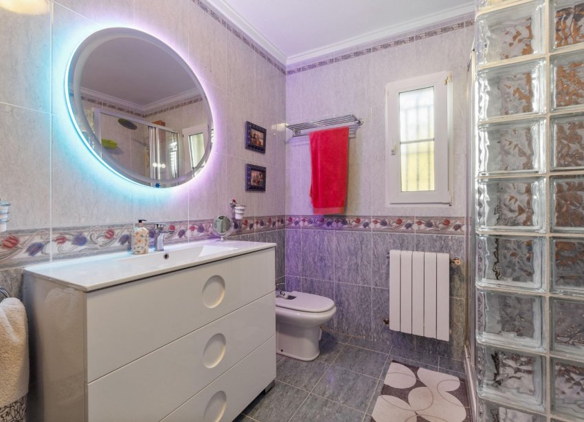 Resale - Villa - Torrevieja - Los balcones