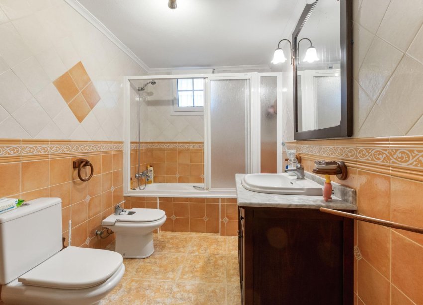 Resale - Villa - Torrevieja - Los balcones