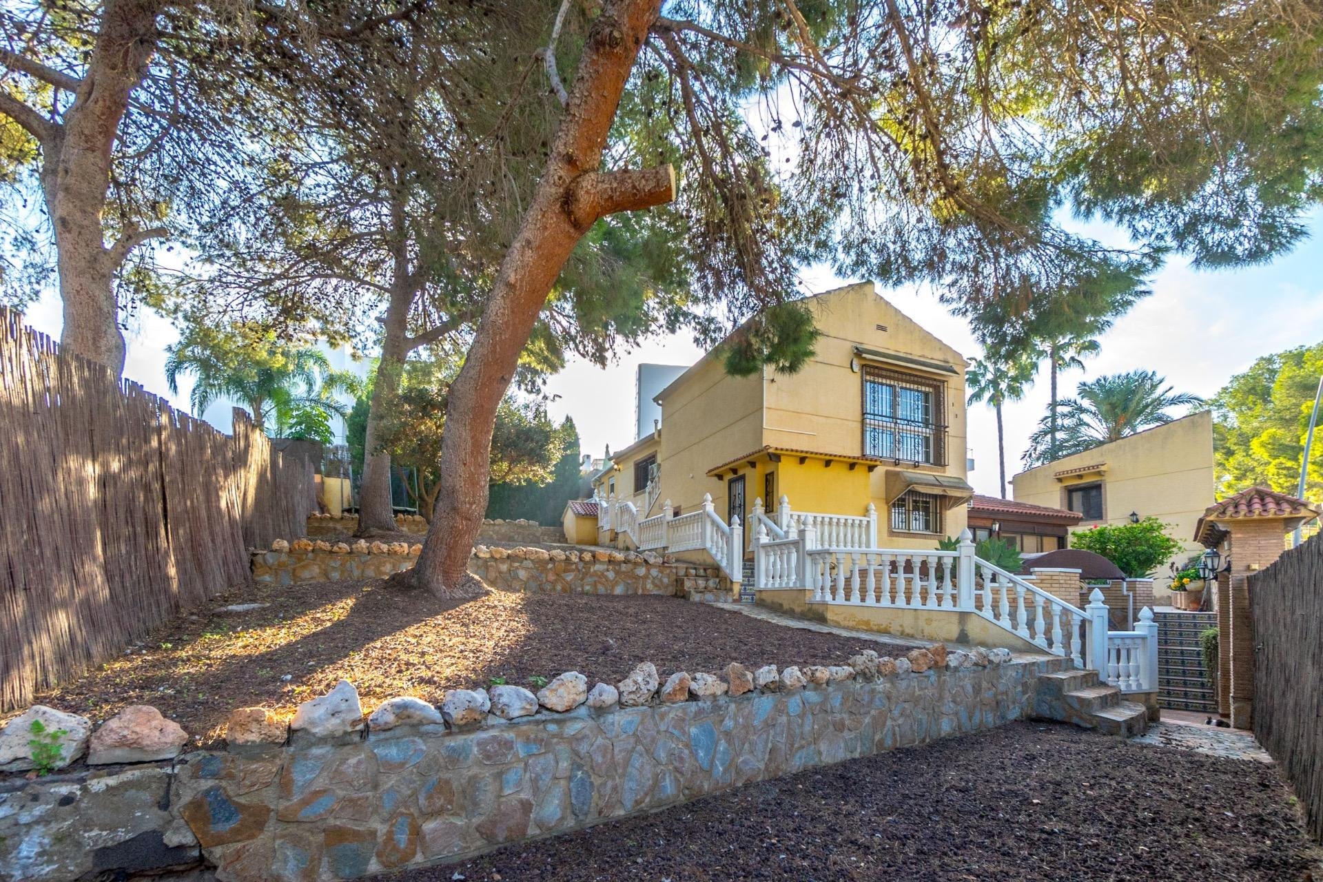 Resale - Villa - Torrevieja - Los balcones