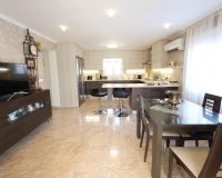 Resale - Villa - Torrevieja - Los Balcones