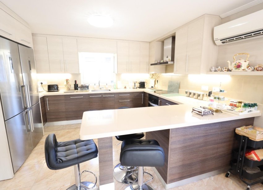 Resale - Villa - Torrevieja - Los Balcones