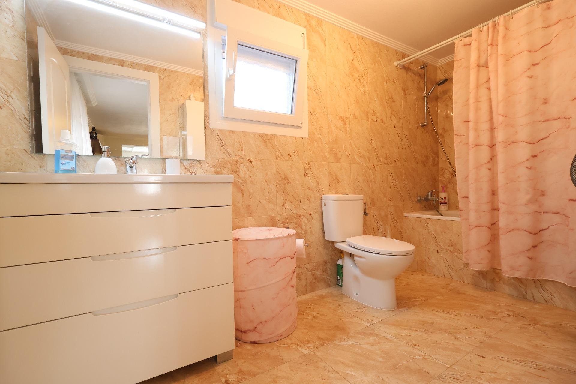 Resale - Villa - Torrevieja - Los Balcones