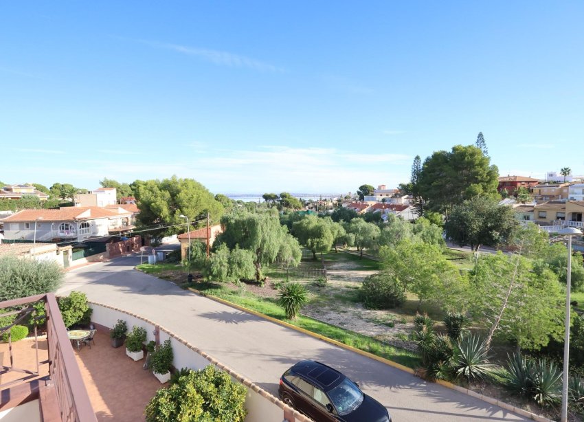 Resale - Villa - Torrevieja - Los Balcones