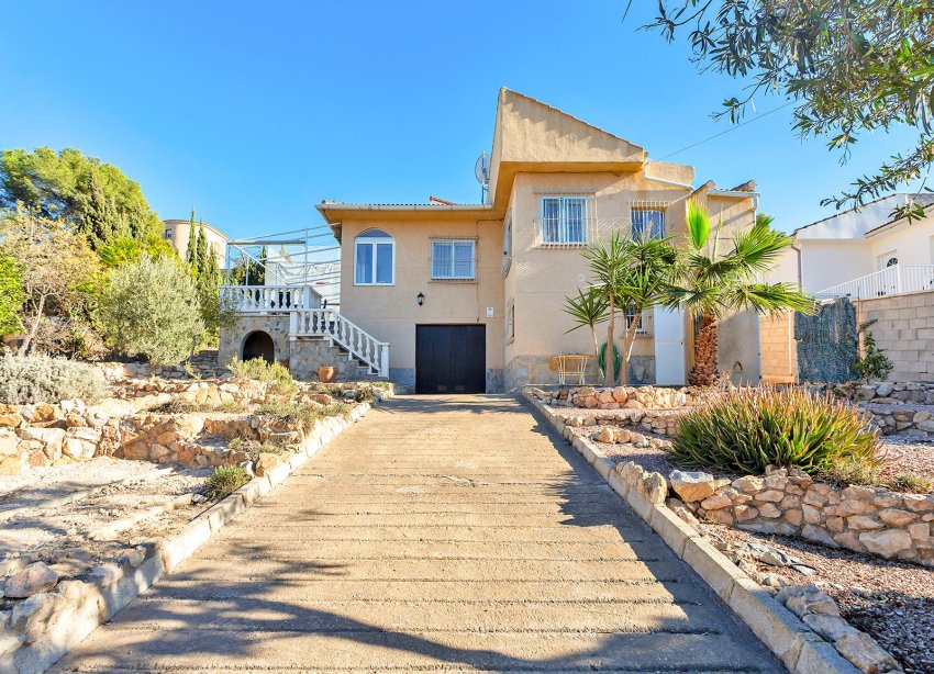 Resale - Villa - Torrevieja - Los Balcones