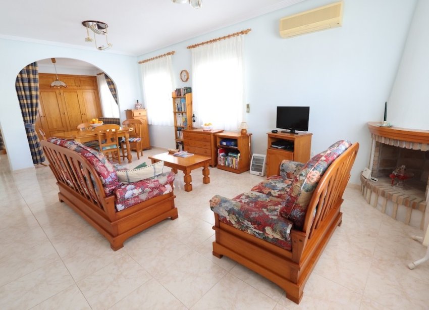 Resale - Villa - Torrevieja - Los Balcones