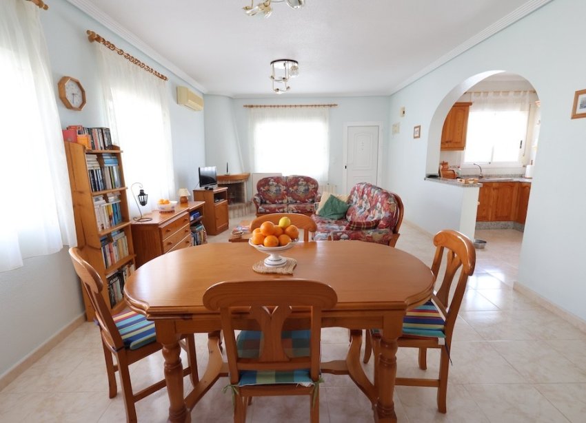 Resale - Villa - Torrevieja - Los Balcones