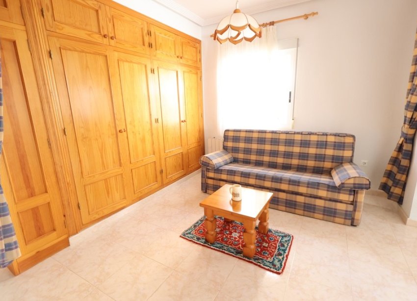 Resale - Villa - Torrevieja - Los Balcones