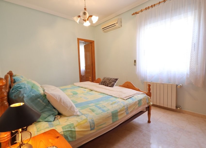 Resale - Villa - Torrevieja - Los Balcones