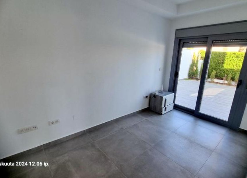 Resale - Villa - Torrevieja - Los Balcones