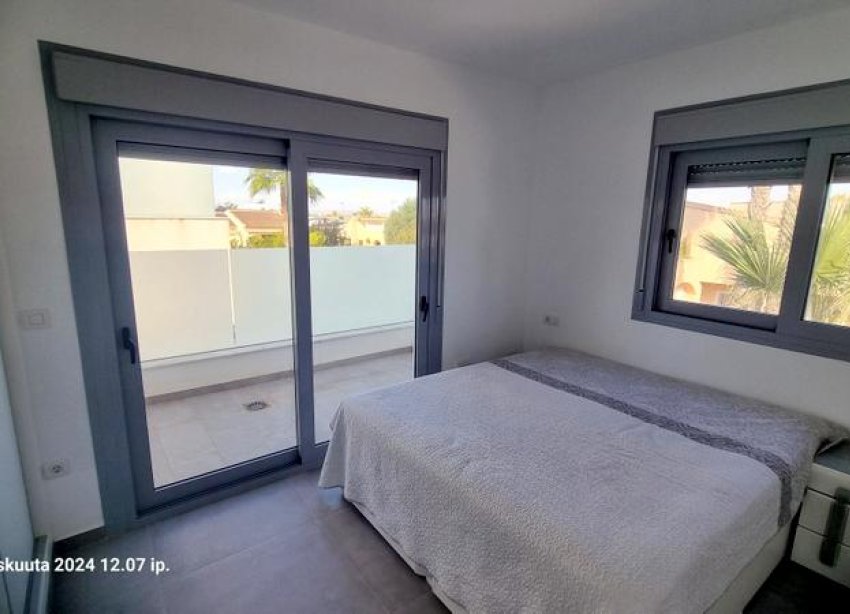 Resale - Villa - Torrevieja - Los Balcones