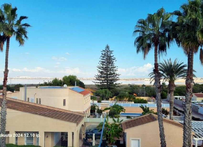 Resale - Villa - Torrevieja - Los Balcones