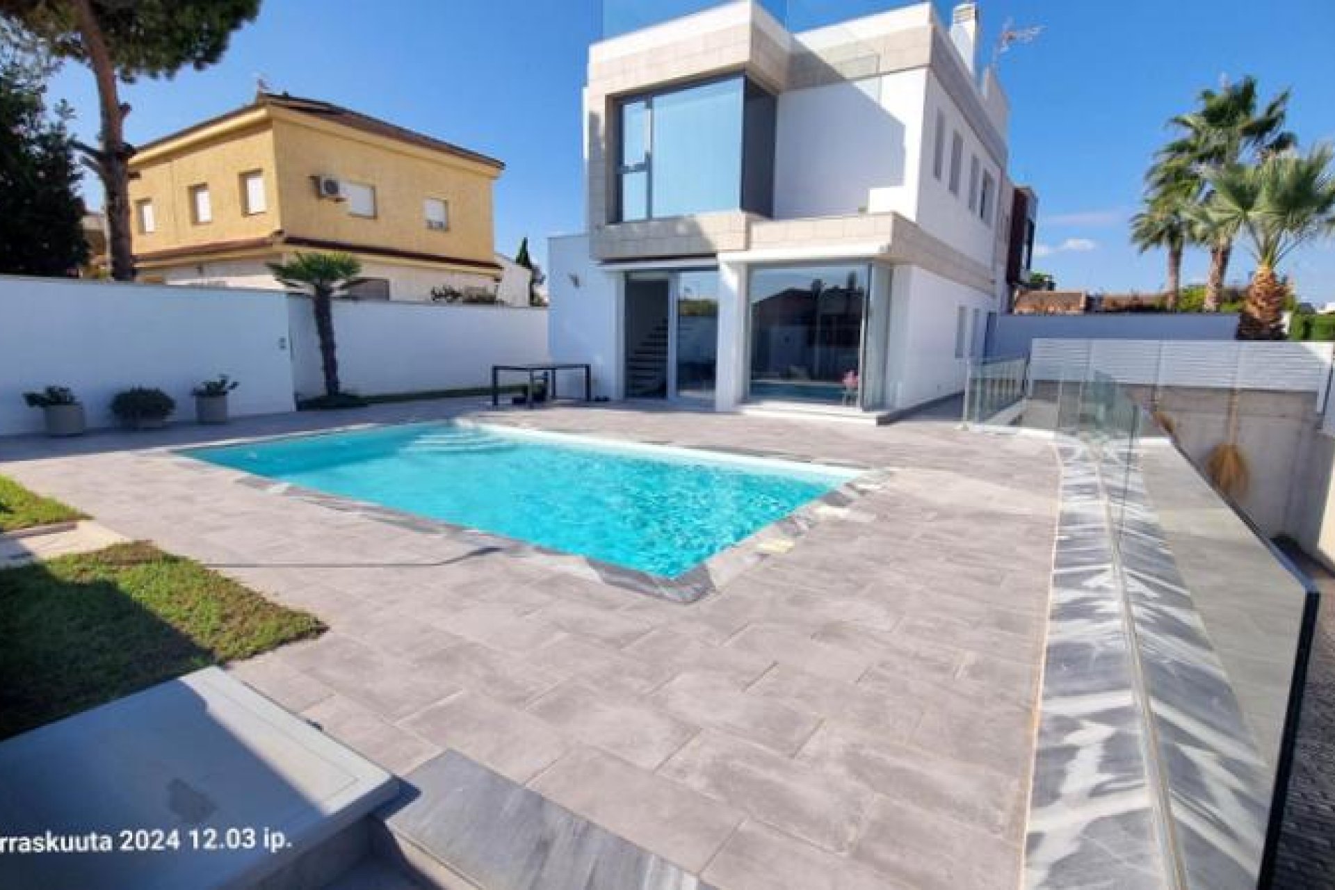 Resale - Villa - Torrevieja - Los Balcones