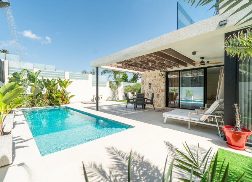 Resale - Villa - Torrevieja - Los Balcones