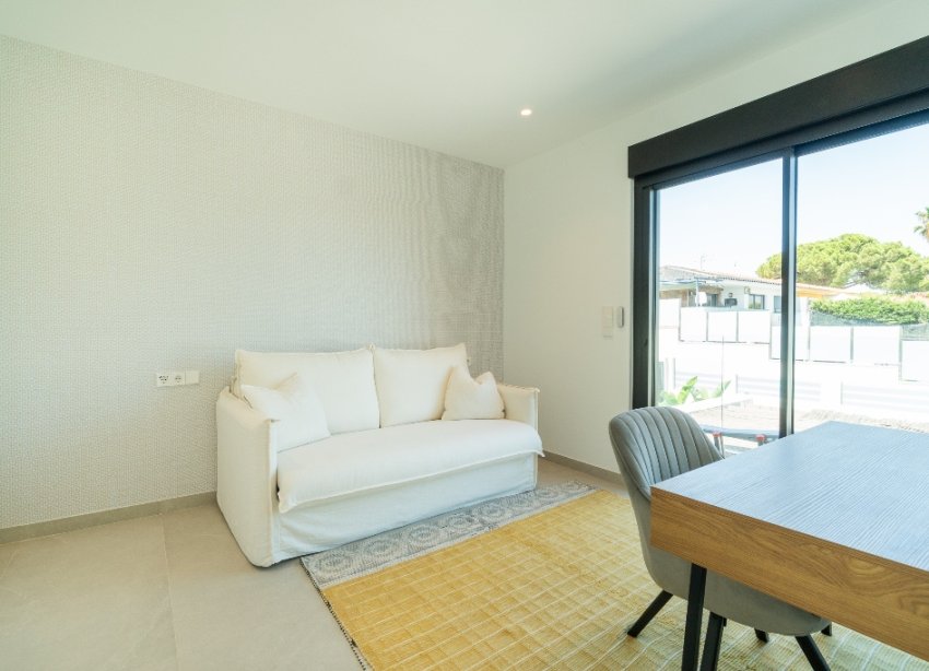 Resale - Villa - Torrevieja - Los Balcones