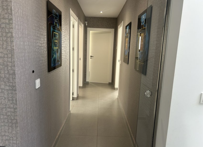 Resale - Villa - Torrevieja - Los Balcones