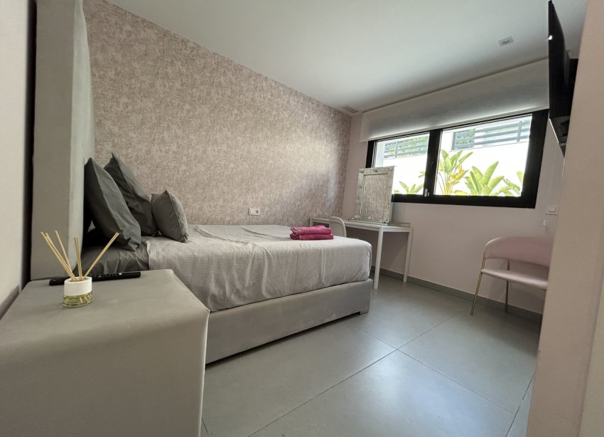 Resale - Villa - Torrevieja - Los Balcones