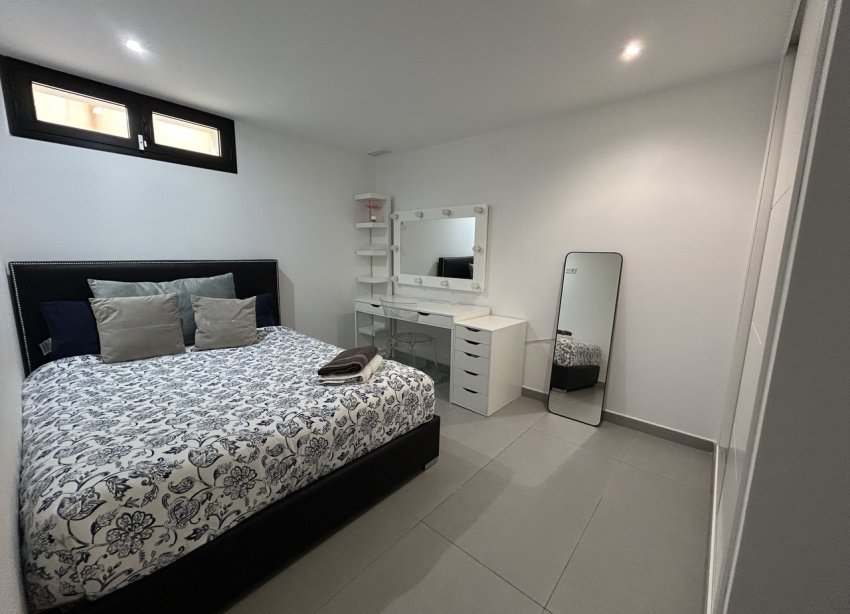 Resale - Villa - Torrevieja - Los Balcones