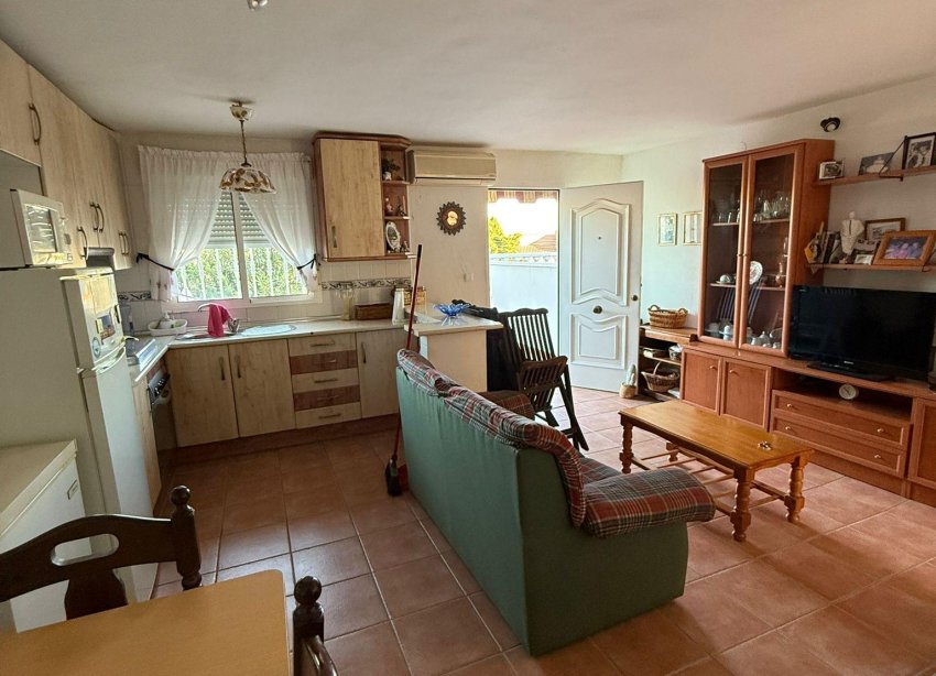 Resale - Villa - Torrevieja - Los Balcones