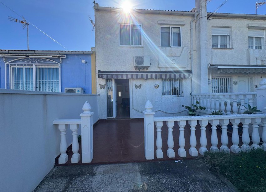 Resale - Villa - Torrevieja - Los Balcones