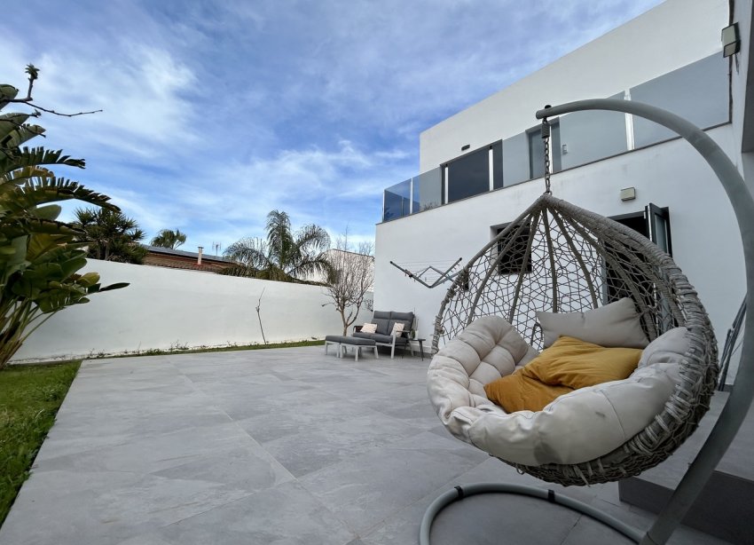 Resale - Villa - Torrevieja - Los Balcones