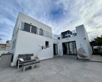 Resale - Villa - Torrevieja - Los Balcones