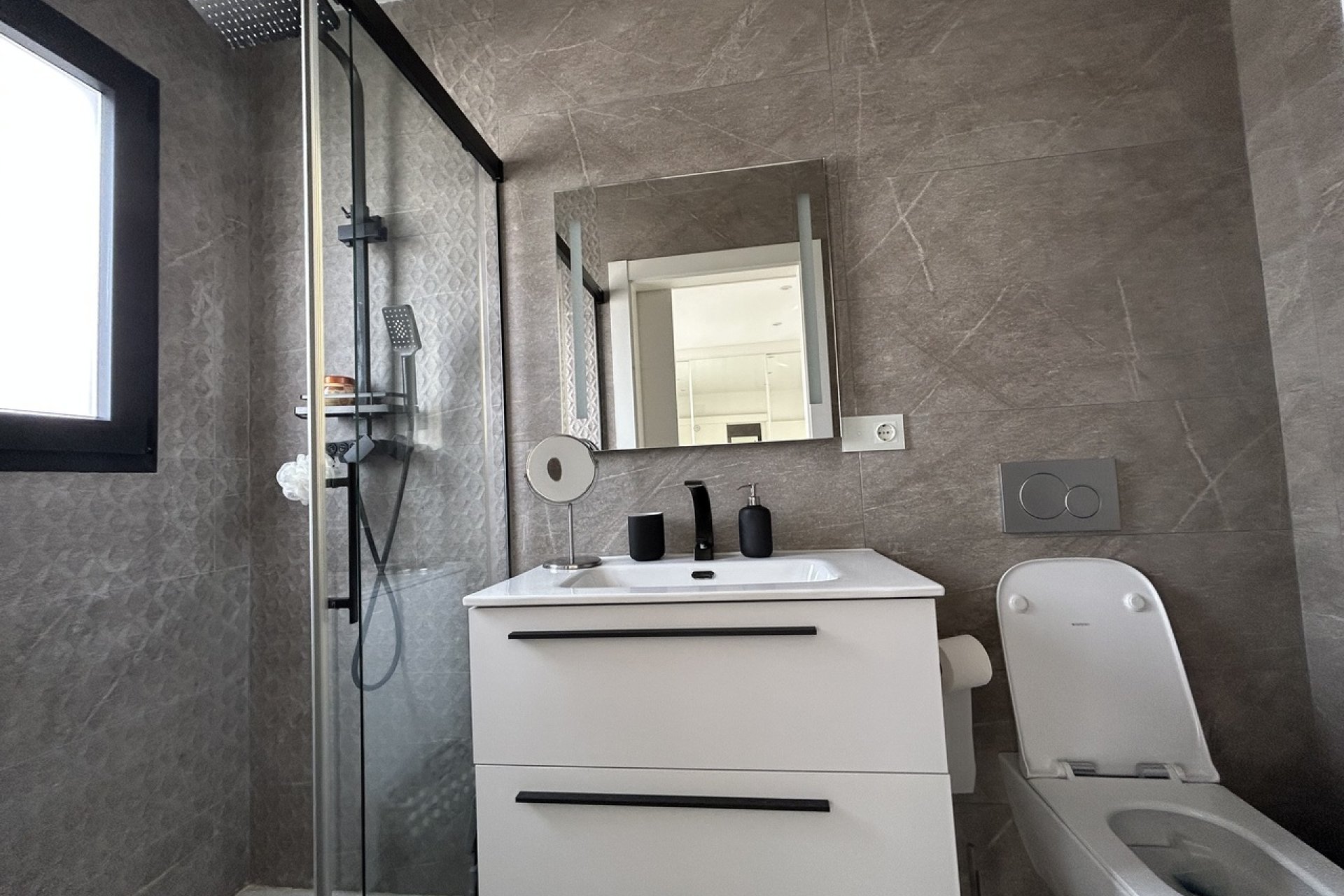 Resale - Villa - Torrevieja - Los Balcones