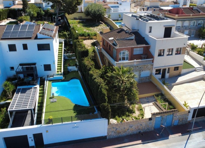 Resale - Villa - Torrevieja - Los balcones