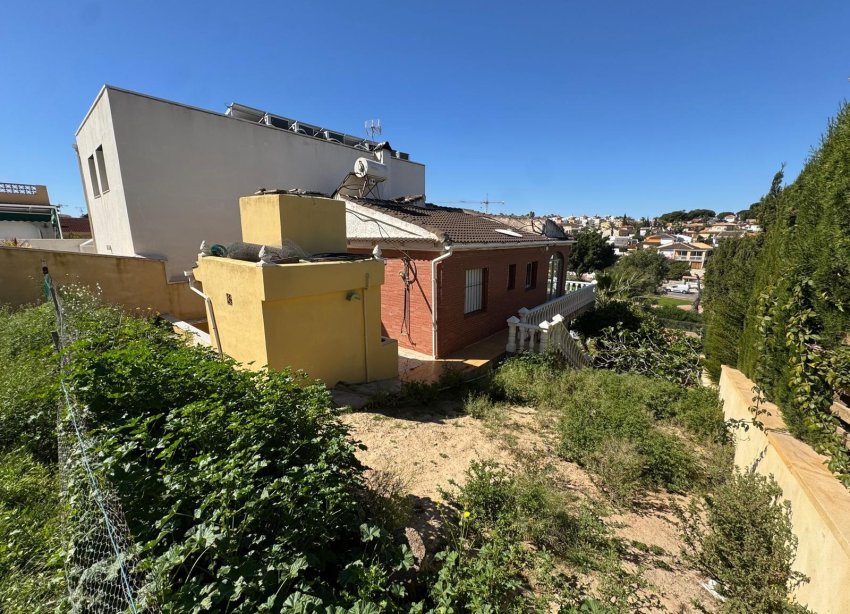 Resale - Villa - Torrevieja - Los balcones