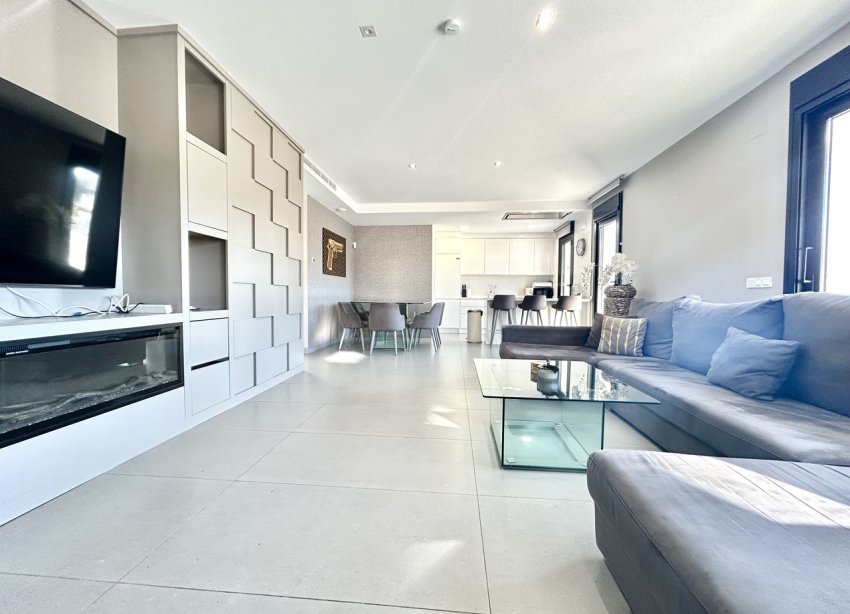 Resale - Villa - Torrevieja - Los Balcones