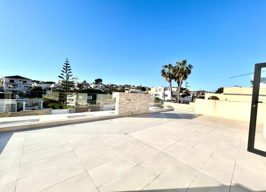 Resale - Villa - Torrevieja - Los Balcones