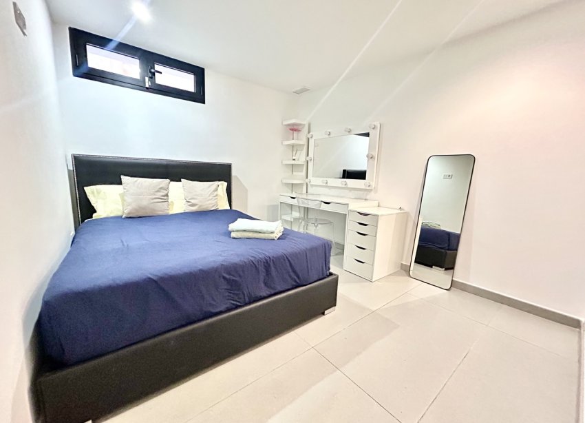 Resale - Villa - Torrevieja - Los Balcones