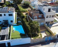 Resale - Villa - Torrevieja - Los balcones